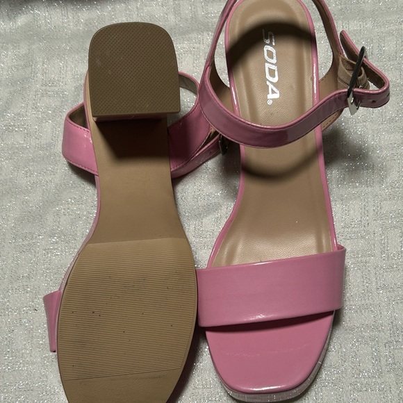 NEVER WORN pink block heels! - Picture 4 of 4